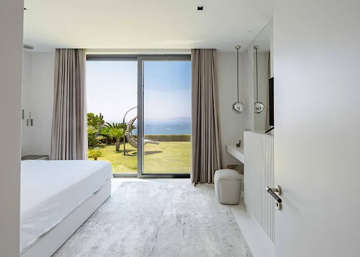 View Infinity Pool Sunset Over Greek Islands Private Concierge Breakfast Up To 10 Guests *